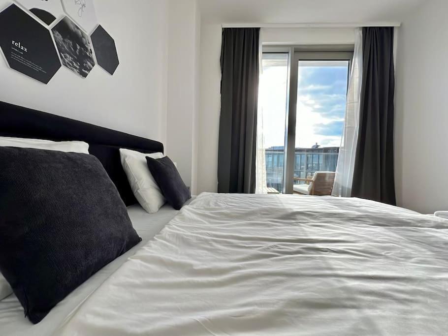 The View 18.13 - Quartier Belvedere Wina Bagian luar foto