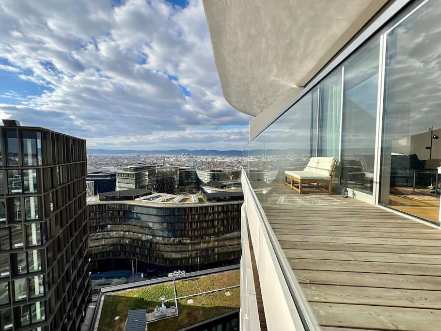 The View 18.13 - Quartier Belvedere Wina Bagian luar foto